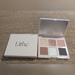 NIB Lithe Astral Eyeshadow Palette
